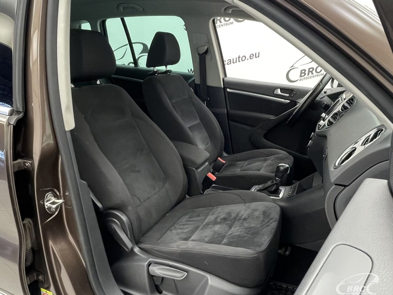 Volkswagen Tiguan | 6