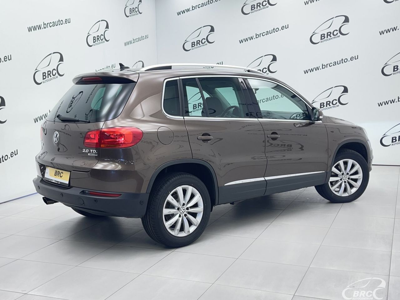 Volkswagen Tiguan | 1