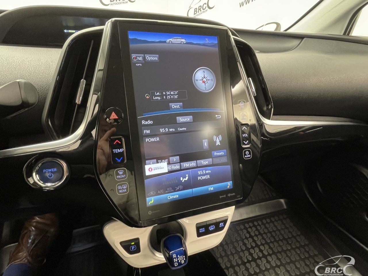Toyota Prius | 40