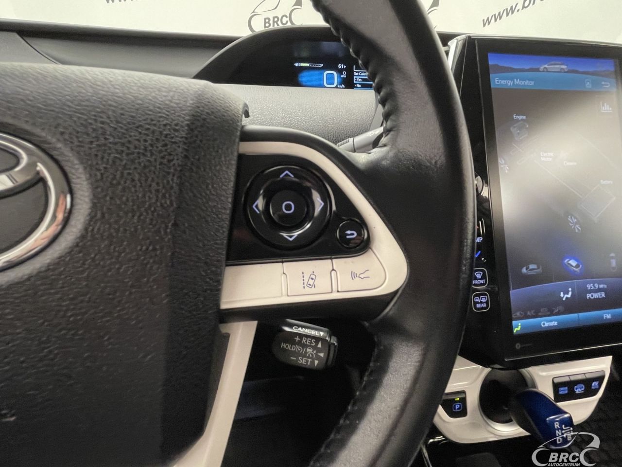Toyota Prius | 29