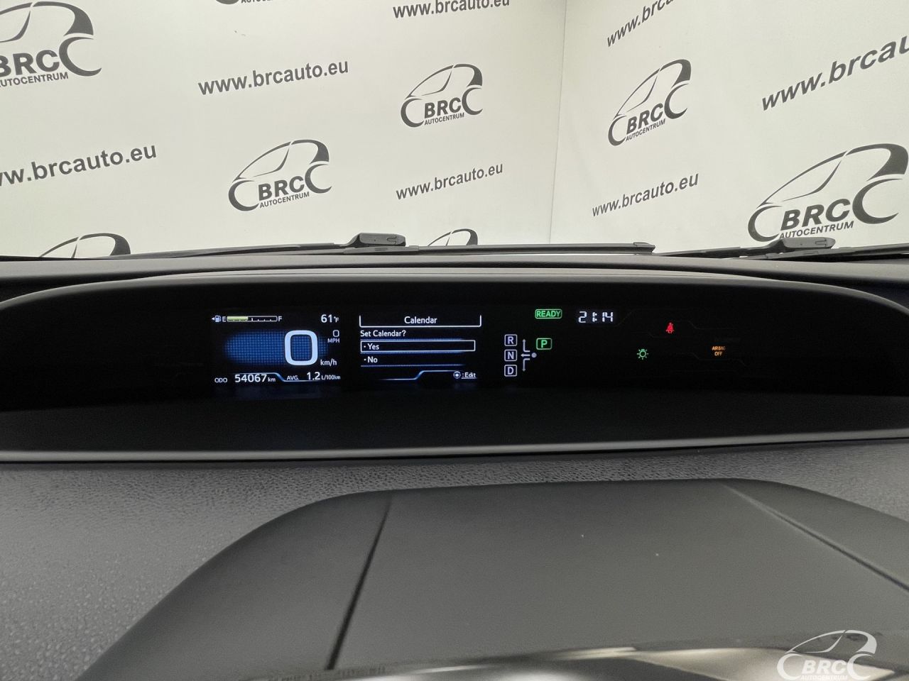 Toyota Prius | 33