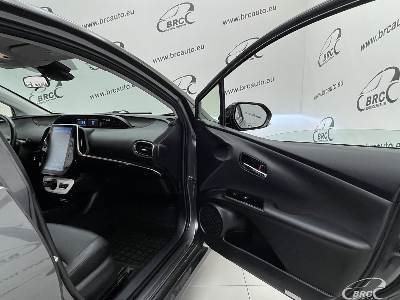 Toyota Prius | 7
