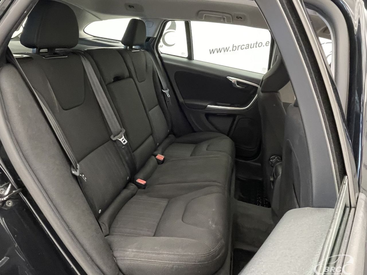 Volvo V60 | 10