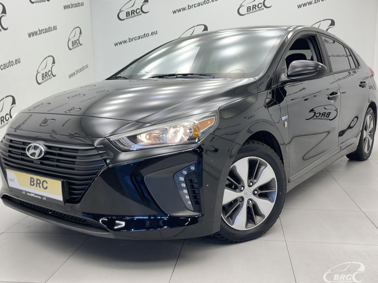 Hyundai IONIQ | 37