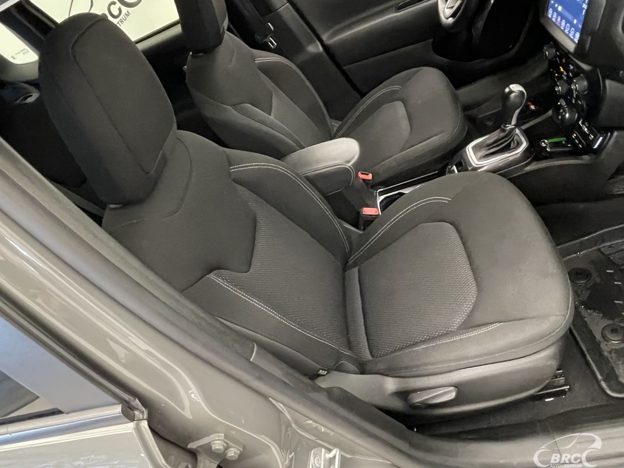 Jeep Renegade | 4