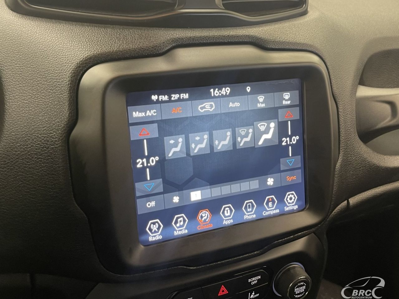 Jeep Renegade | 31