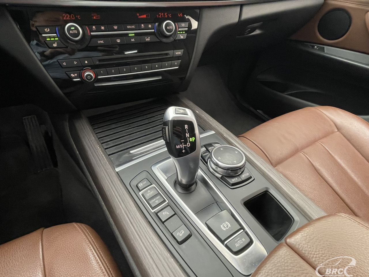 BMW X5 | 24