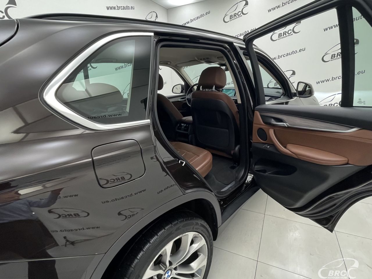 BMW X5 | 11