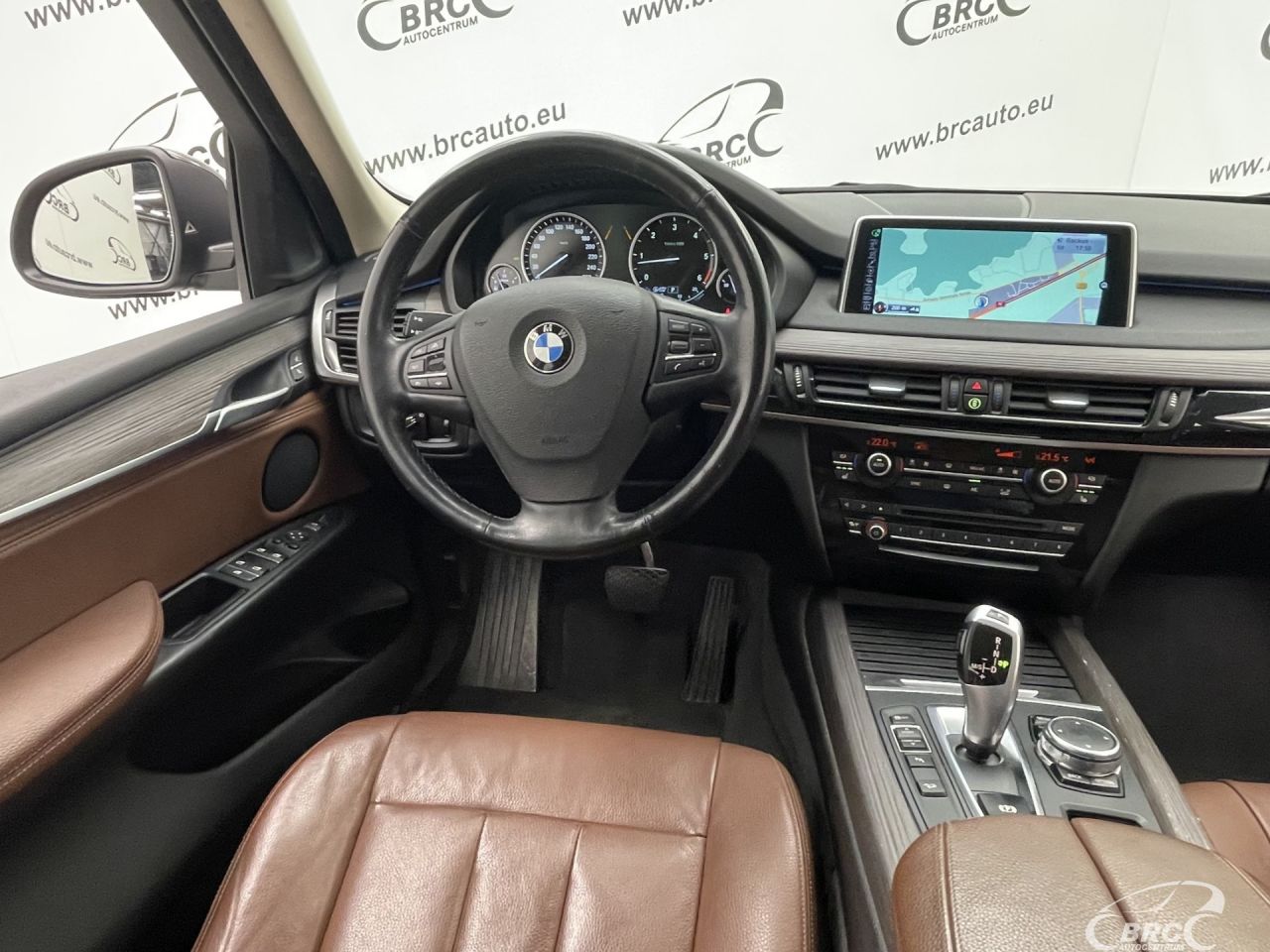 BMW X5 | 12