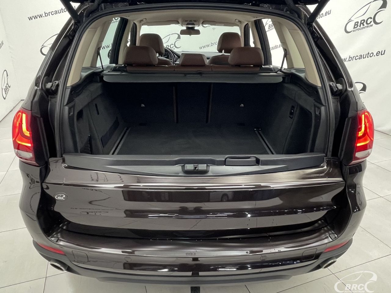 BMW X5 | 44