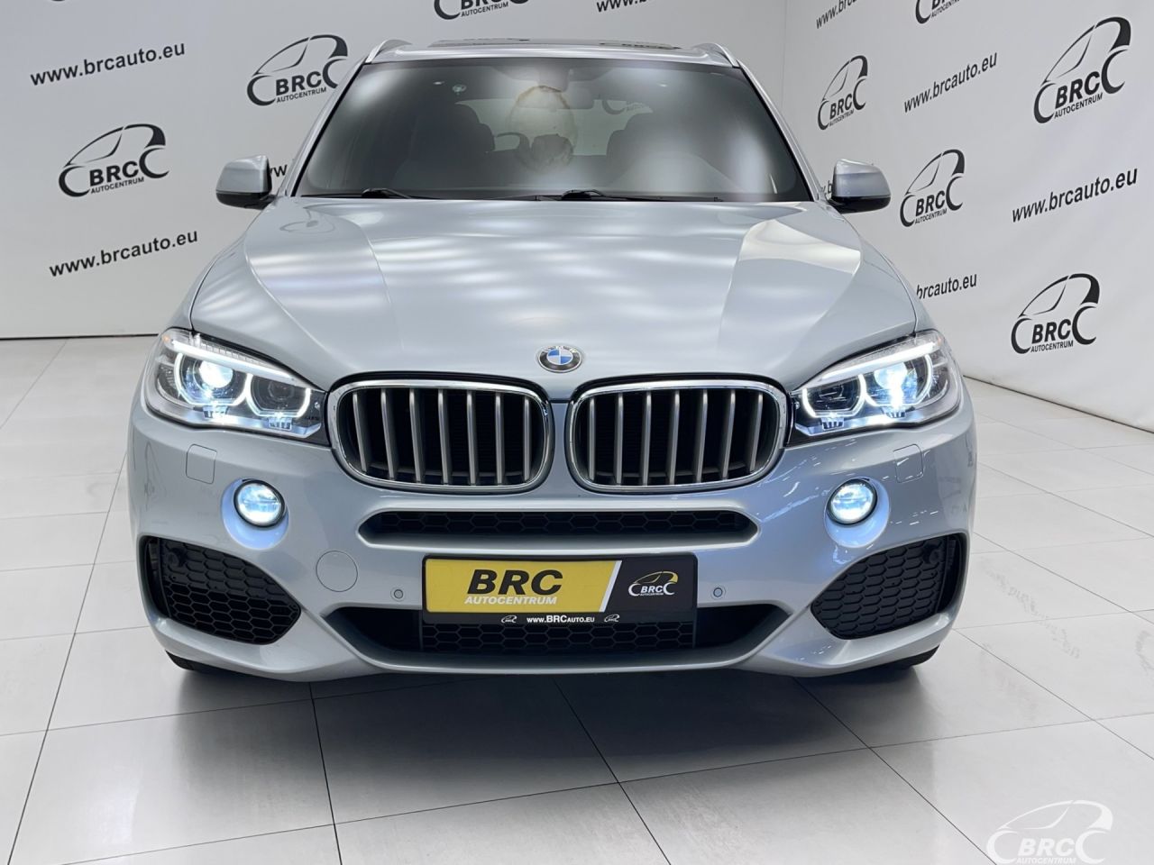 BMW X5 | 52