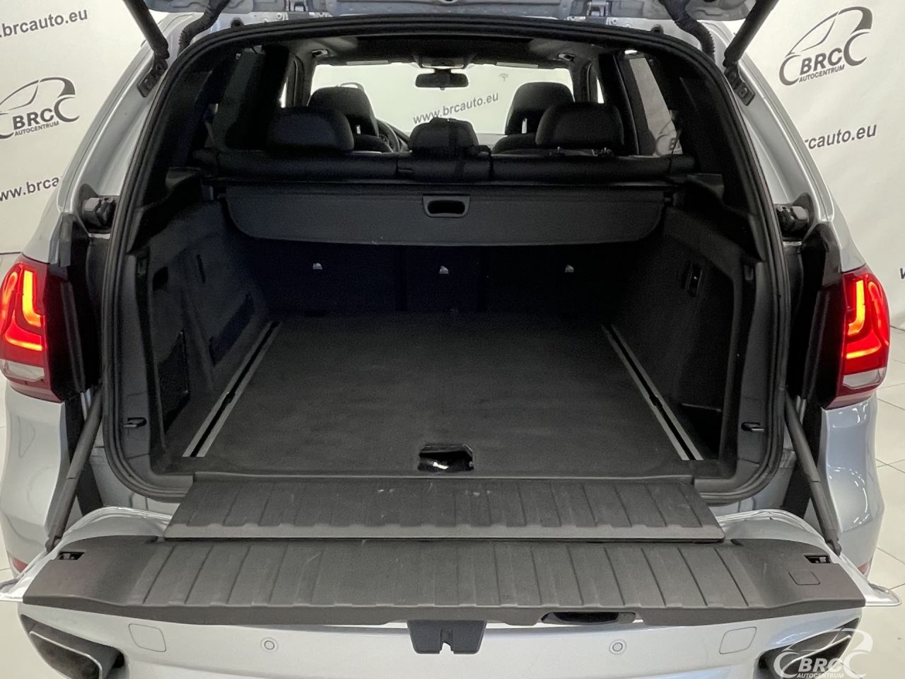BMW X5 | 48