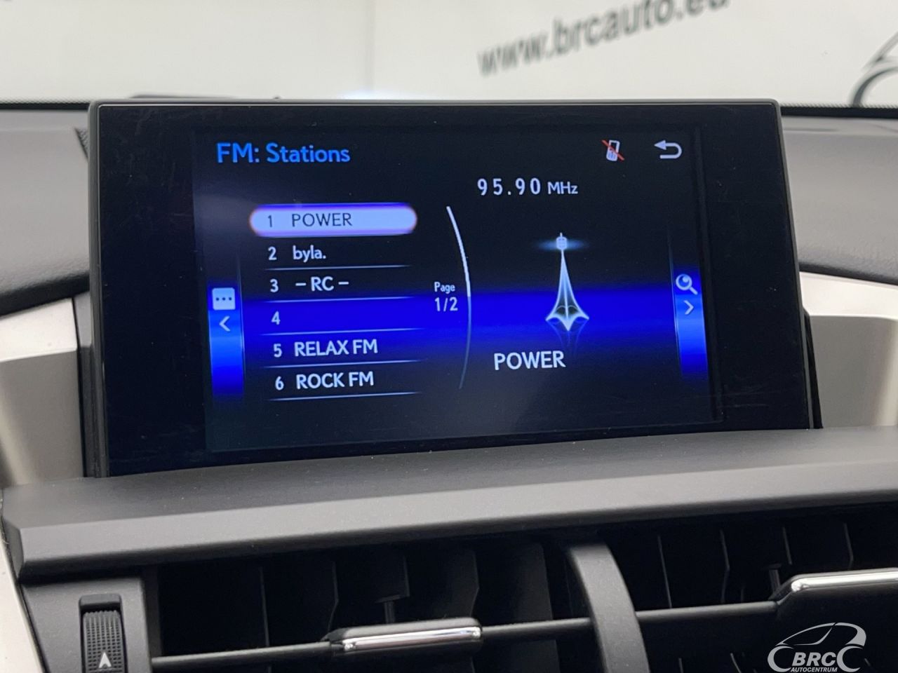 Lexus NX 300h | 39