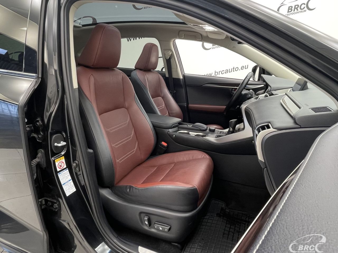 Lexus NX 300h | 6
