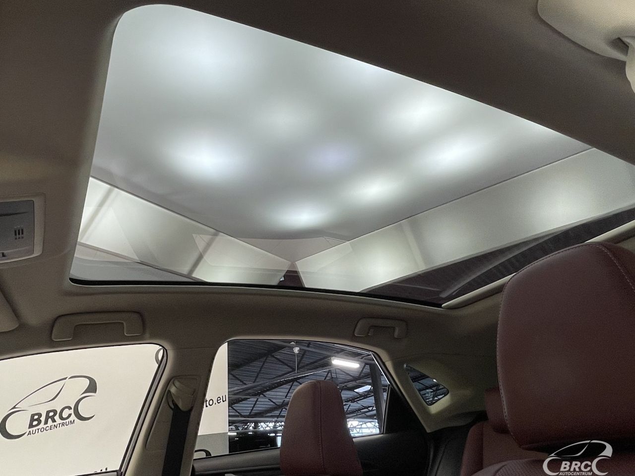 Lexus NX 300h | 26