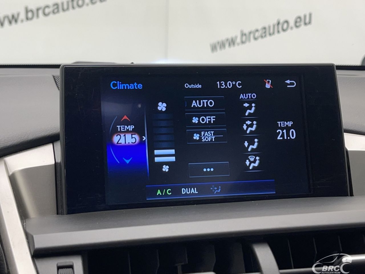 Lexus NX 300h | 41
