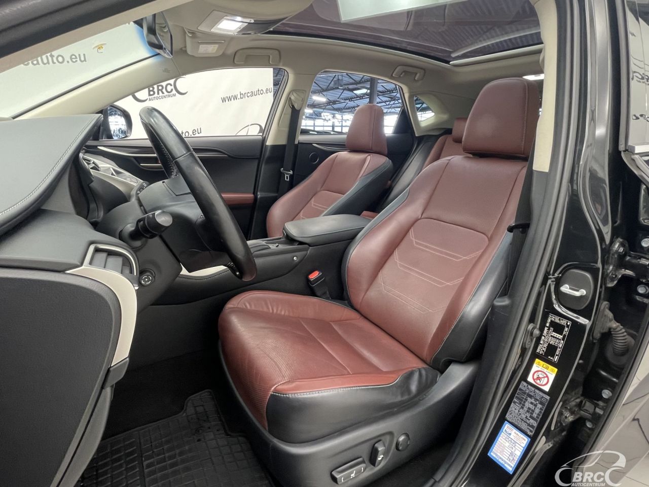 Lexus NX 300h | 22