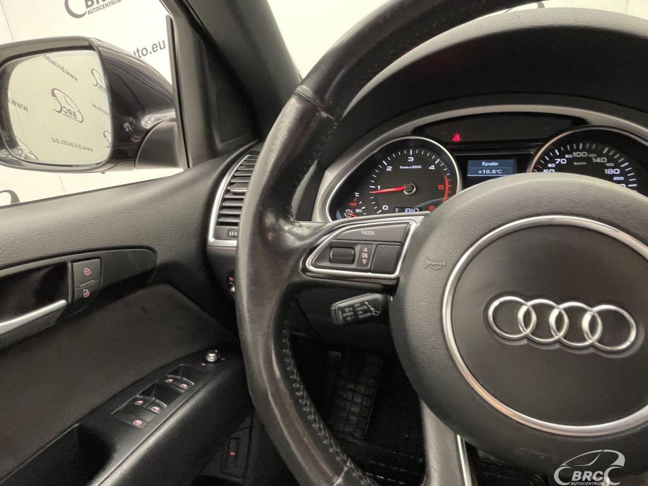 Audi Q7 | 31