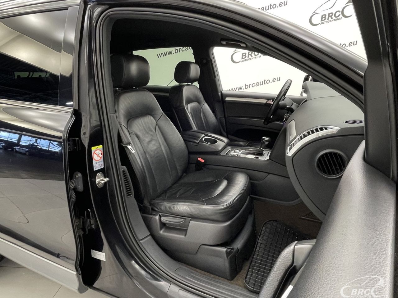 Audi Q7 | 6
