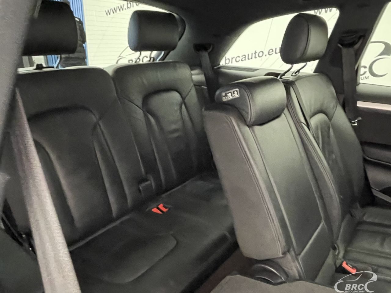 Audi Q7 | 47