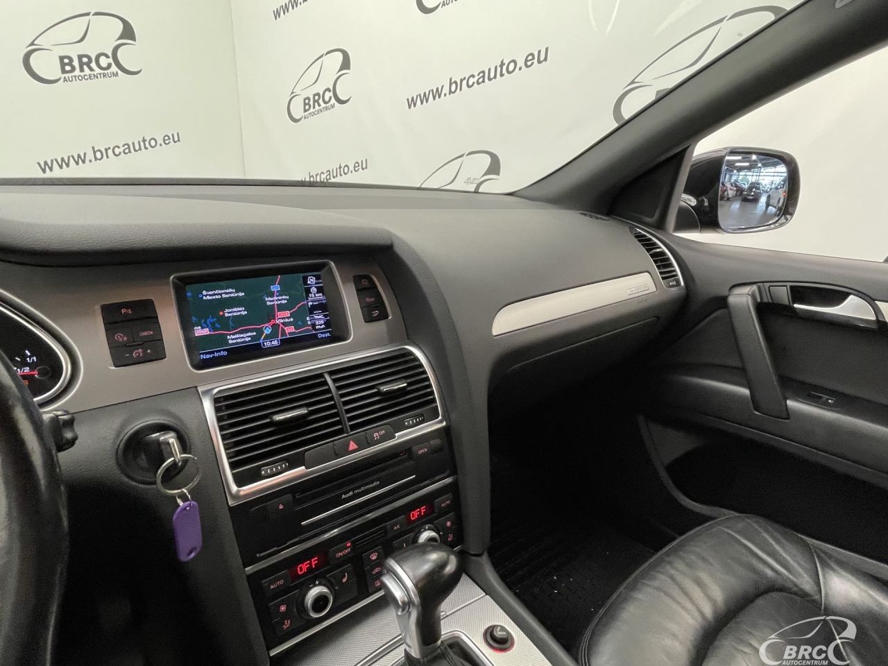 Audi Q7 | 27