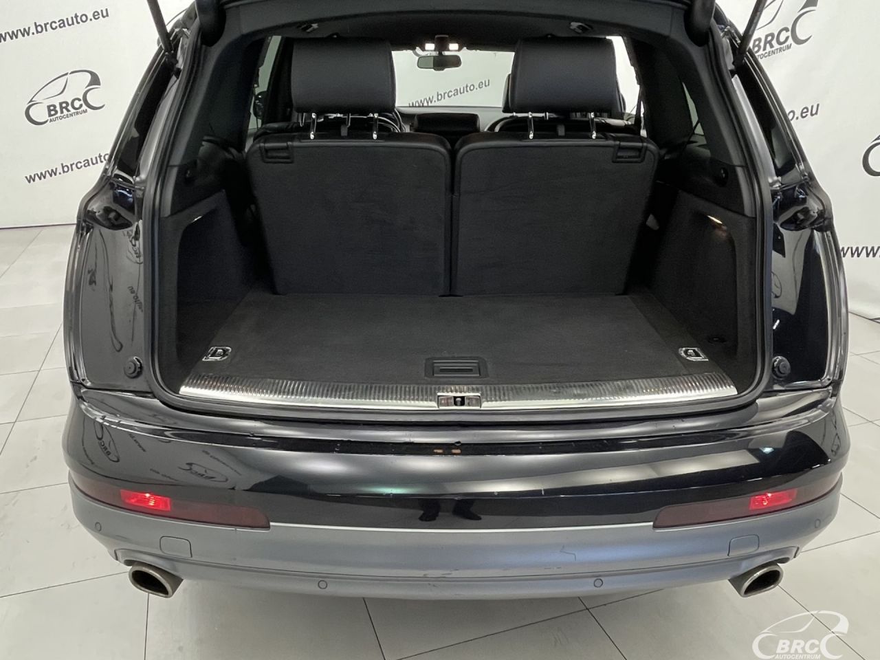 Audi Q7 | 46