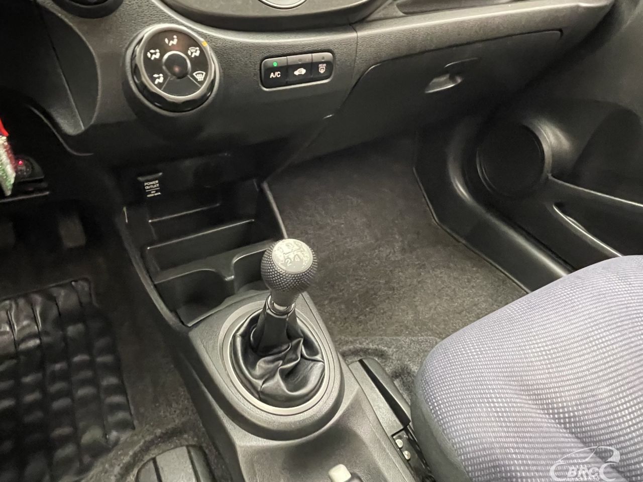 Honda Jazz | 23