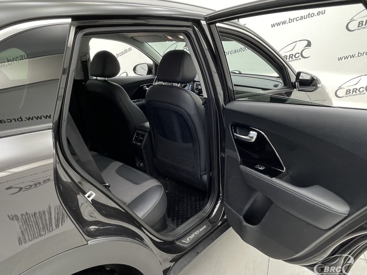 Kia Niro | 11