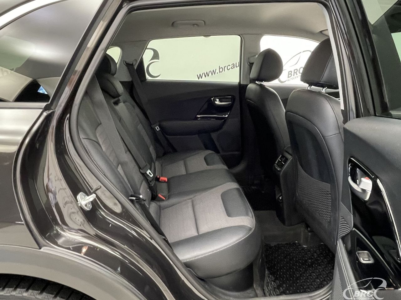 Kia Niro | 8