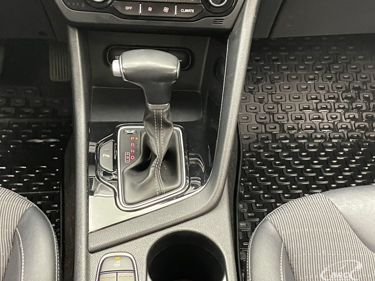 Kia Niro | 16