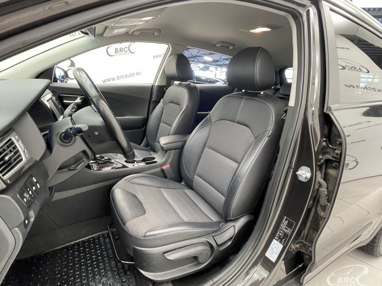 Kia Niro | 21