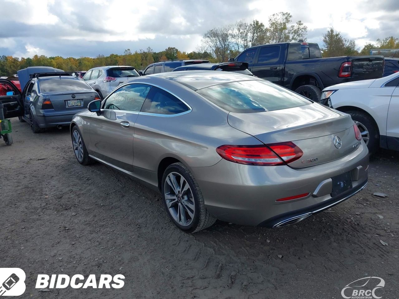Mercedes-Benz C300 | 39