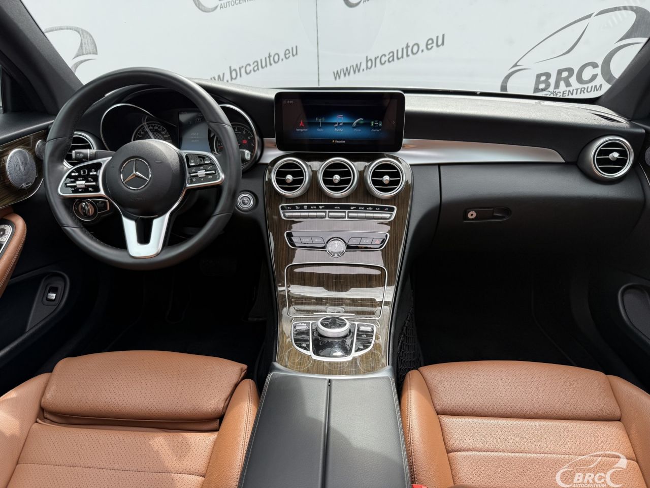 Mercedes-Benz C300 | 3