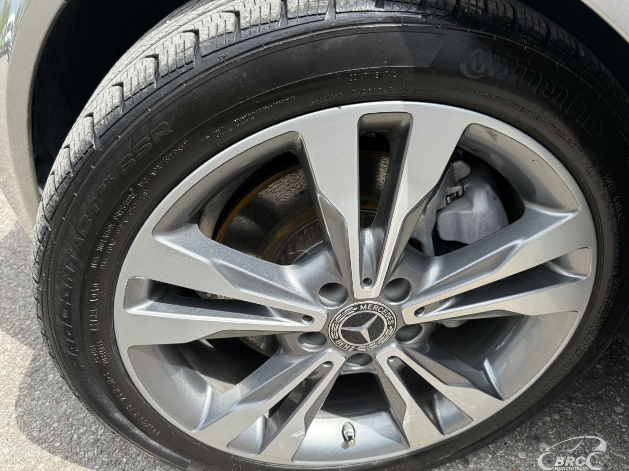 Mercedes-Benz C300 | 36