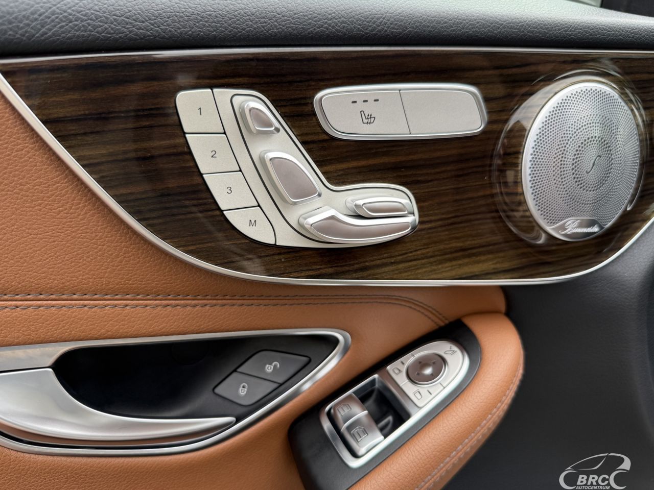 Mercedes-Benz C300 | 17