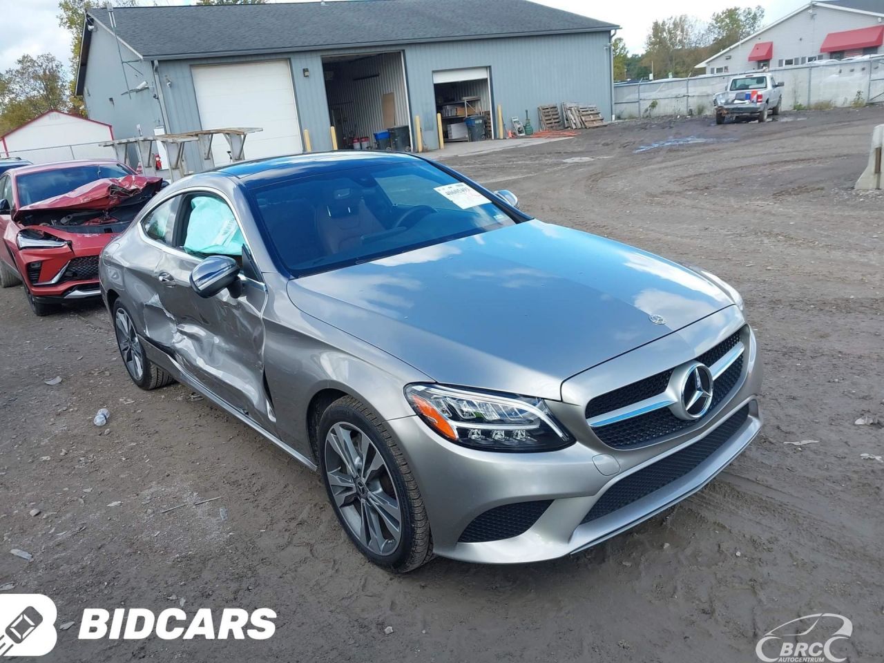 Mercedes-Benz C300 | 37