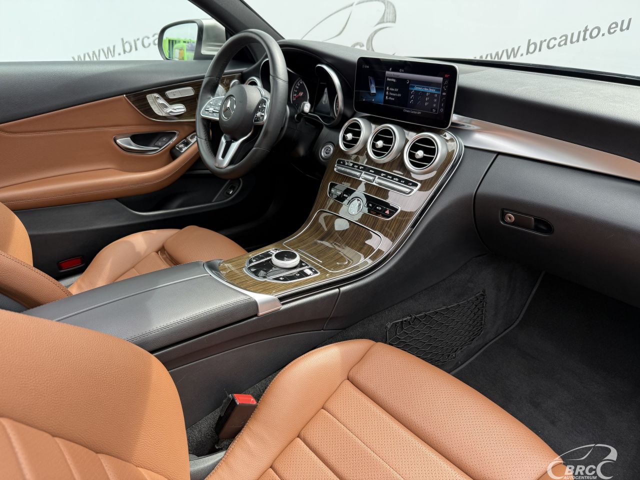 Mercedes-Benz C300 | 9