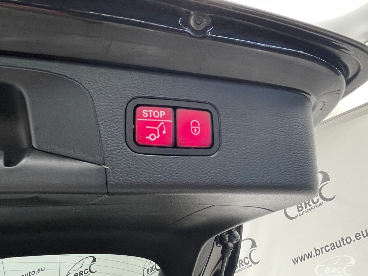 Mercedes-Benz GLC350 | 46