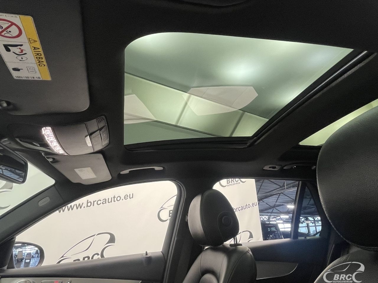 Mercedes-Benz GLC350 | 23