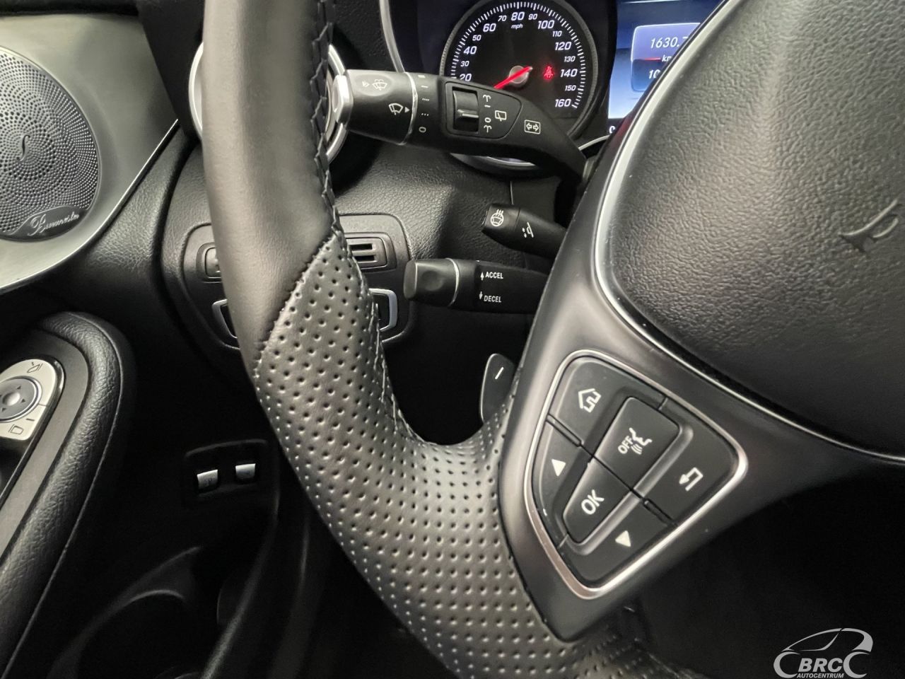 Mercedes-Benz GLC350 | 29