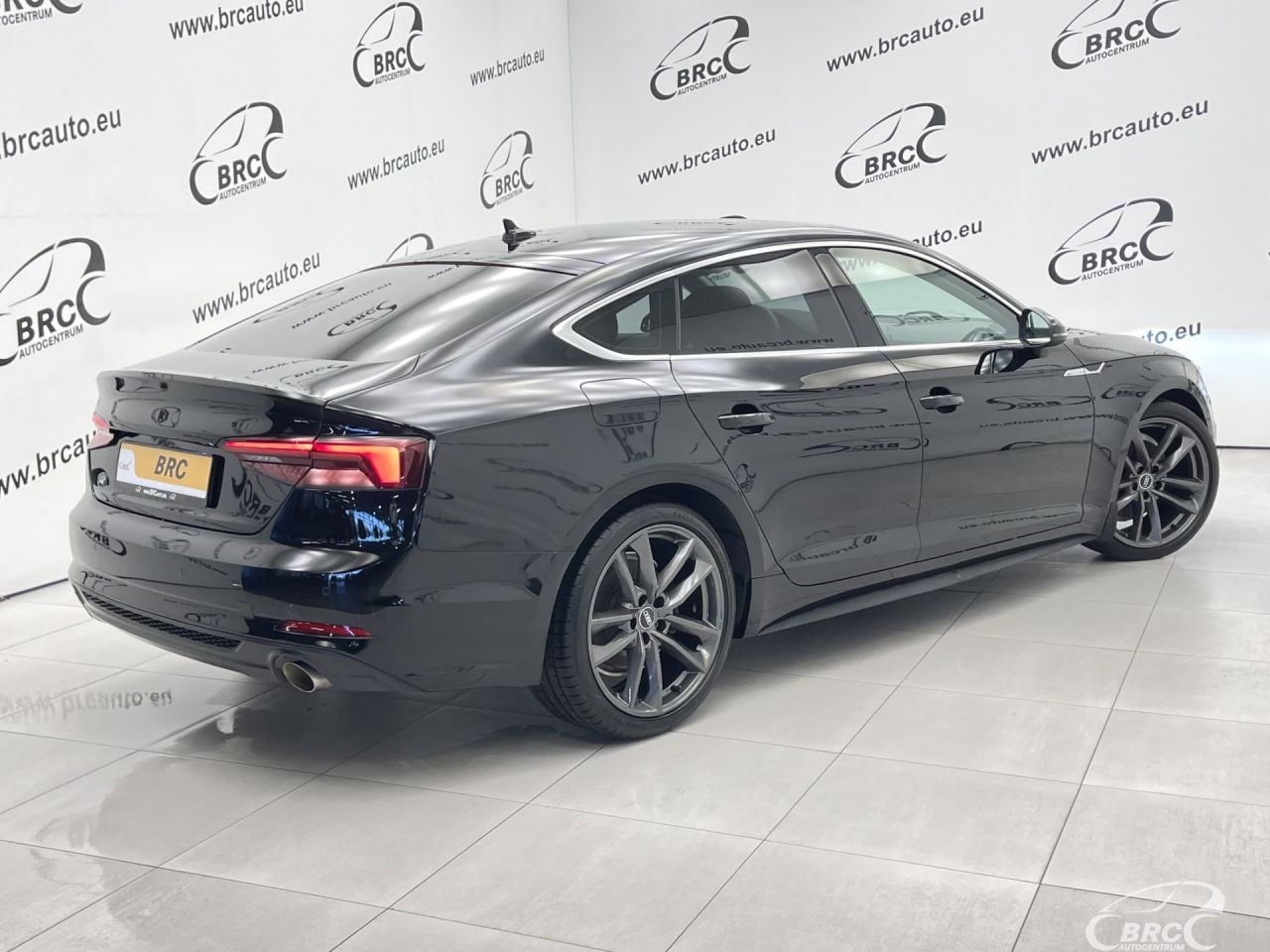 Audi A5 | 1
