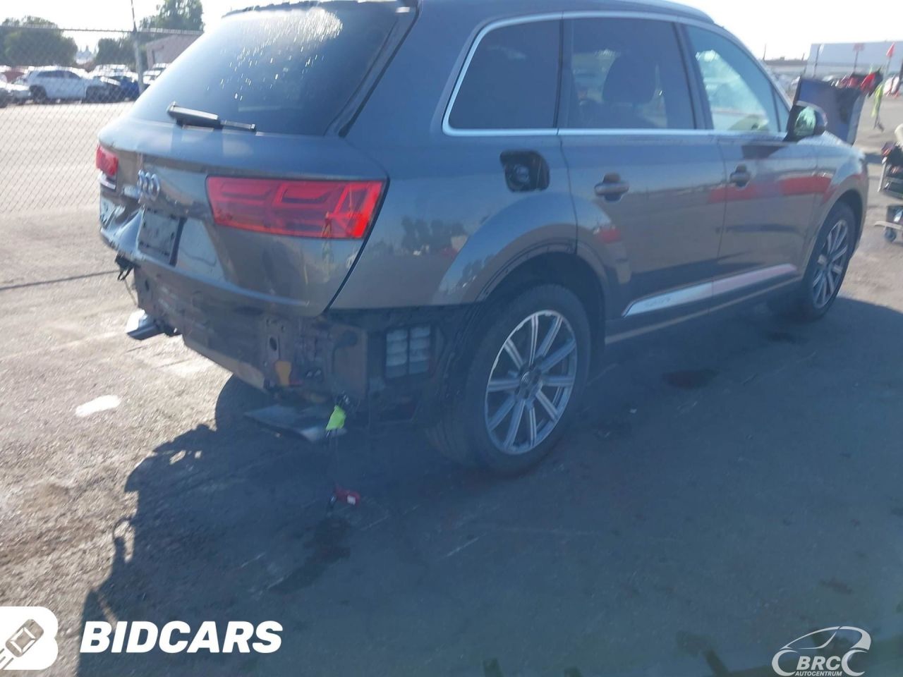 Audi Q7 | 68