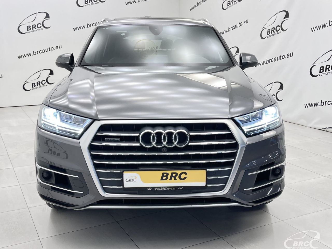 Audi Q7 | 53