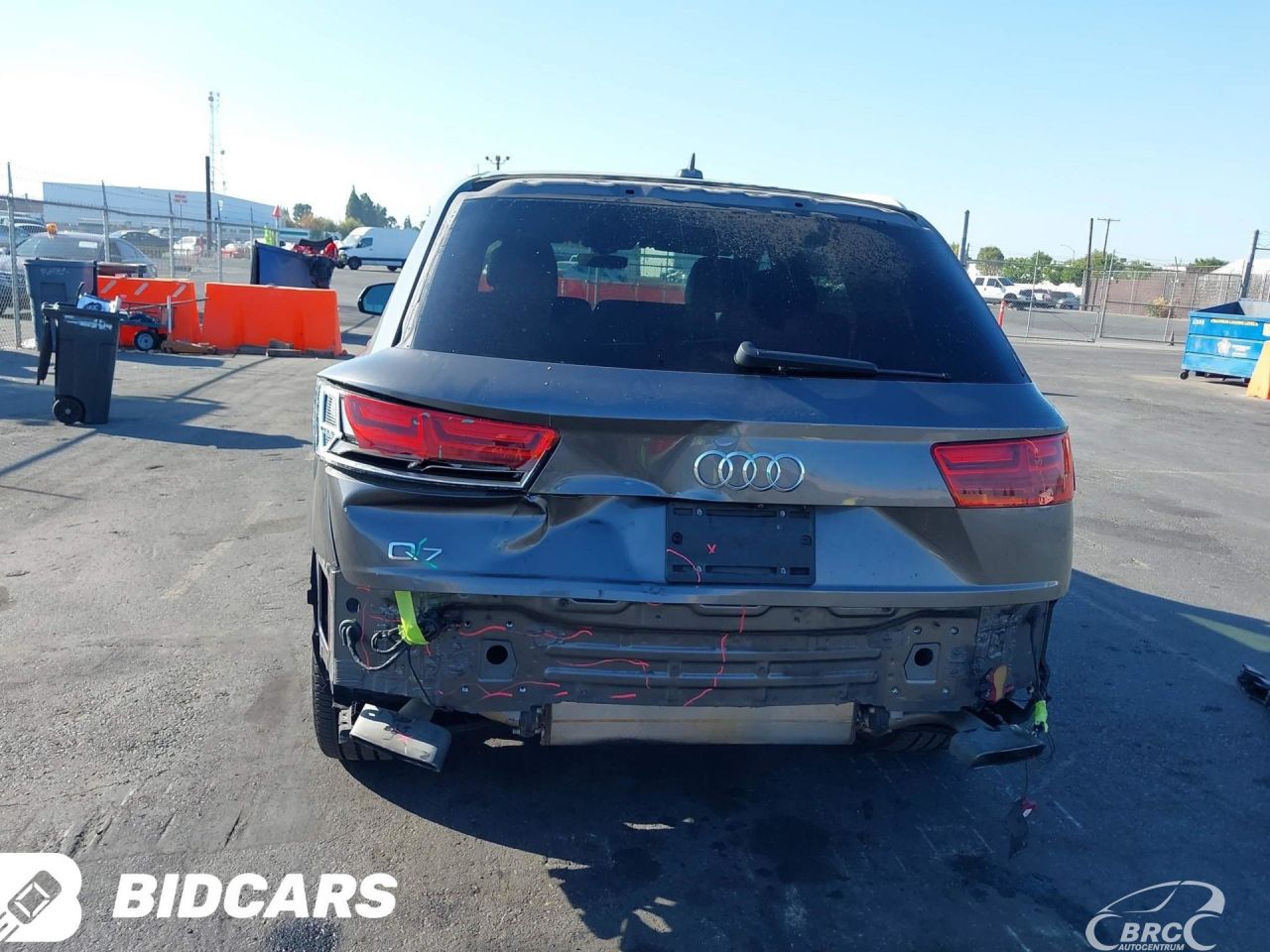 Audi Q7 | 56