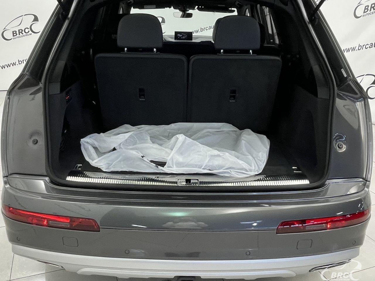 Audi Q7 | 47