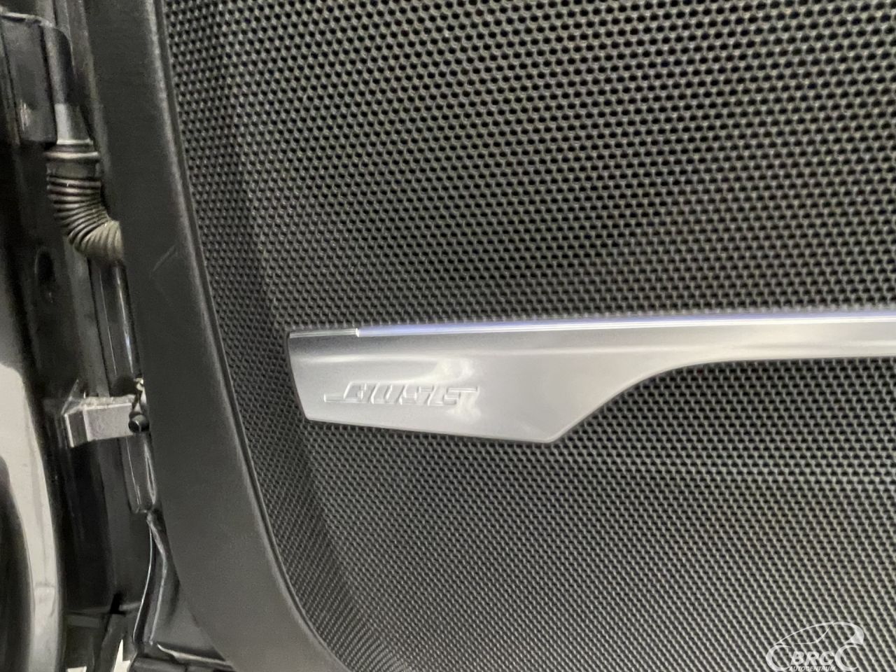 Audi Q7 | 9