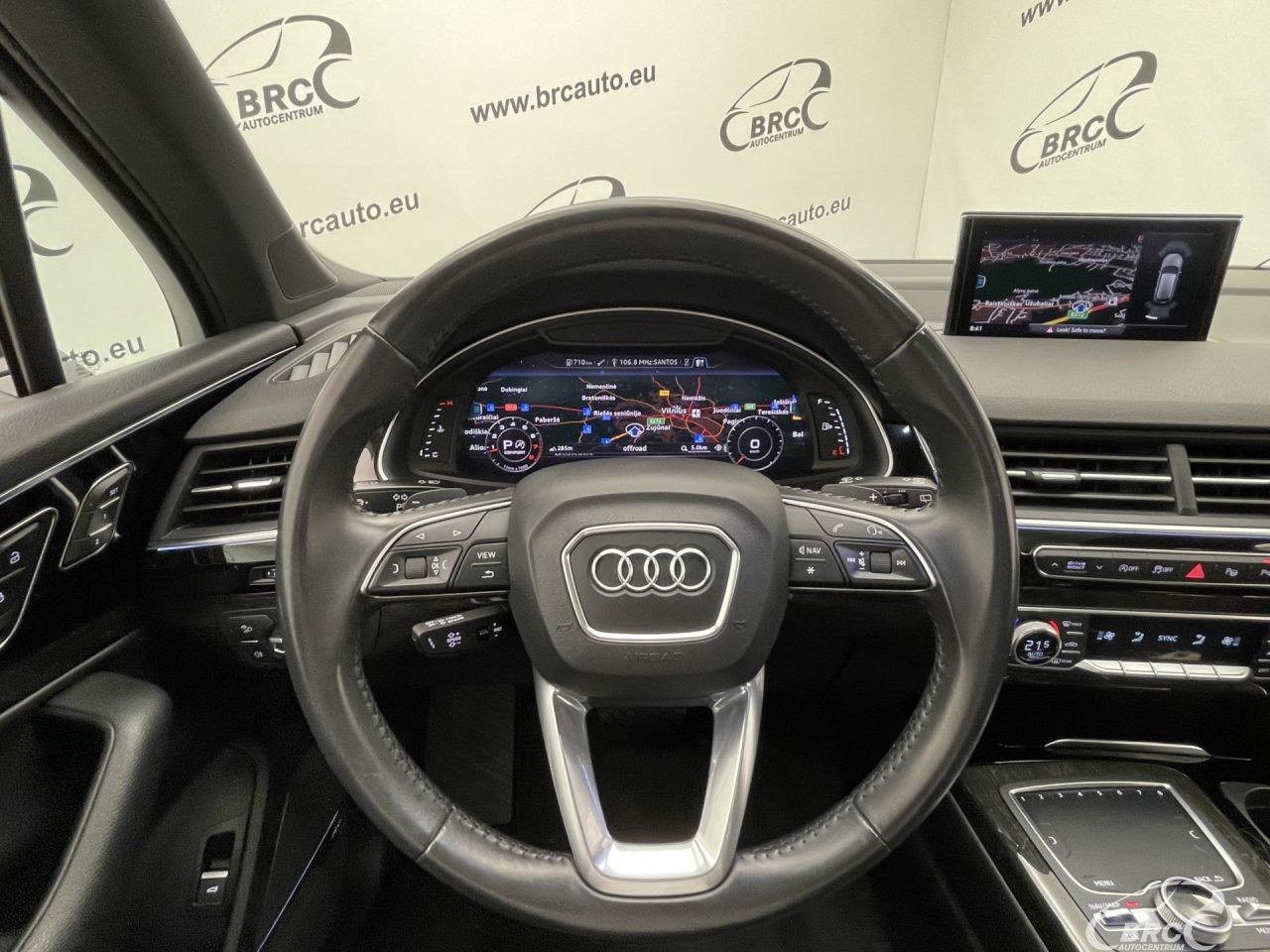 Audi Q7 | 33