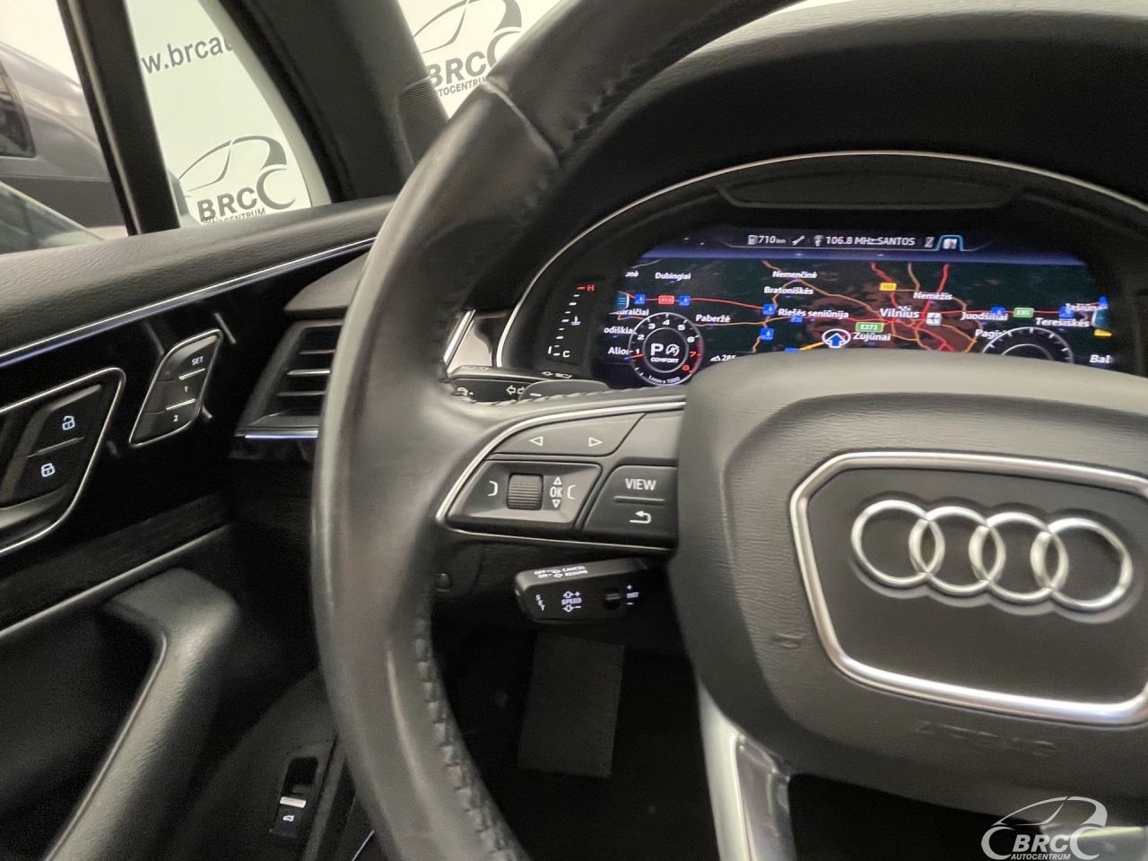Audi Q7 | 35