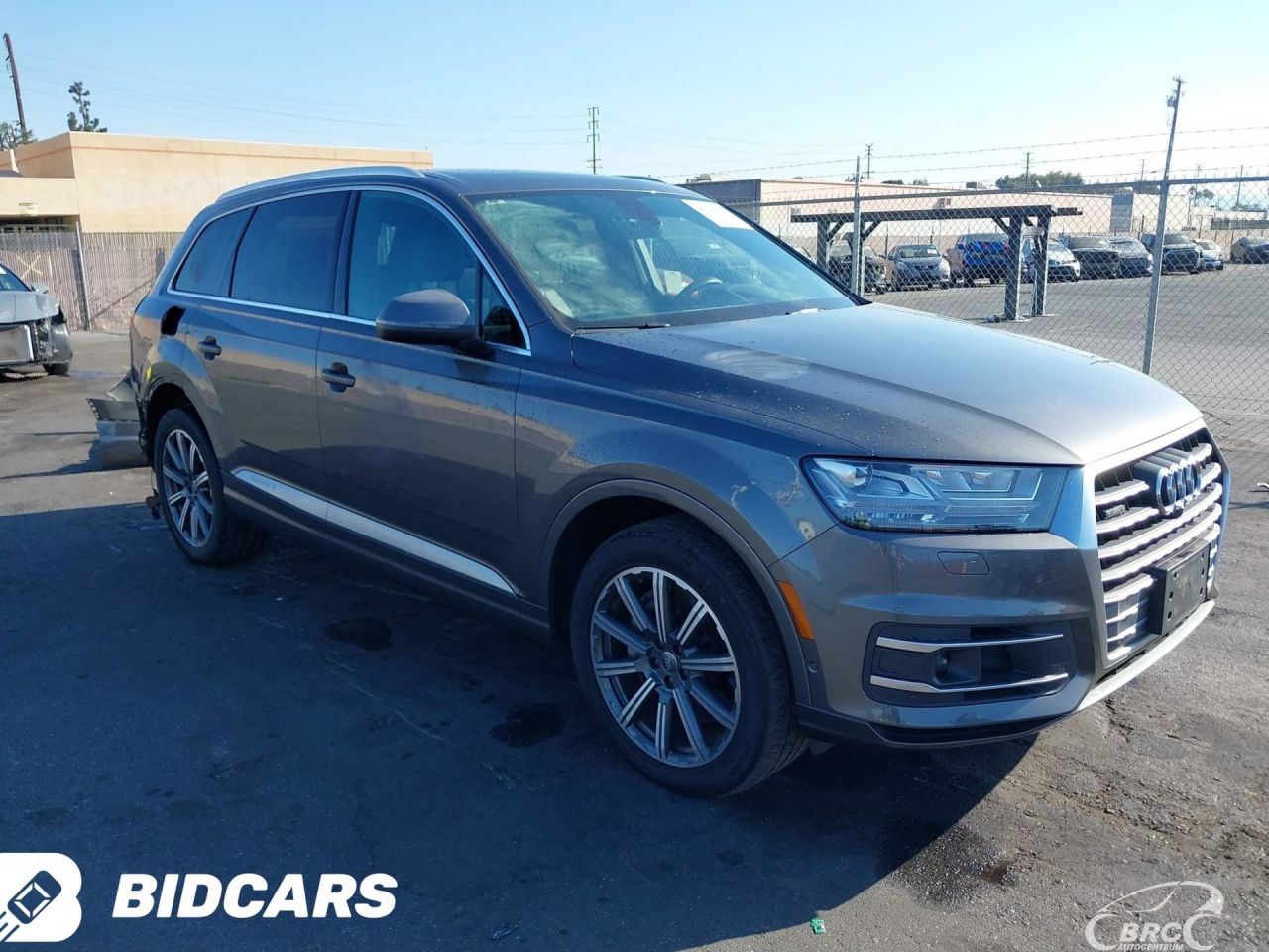 Audi Q7 | 71
