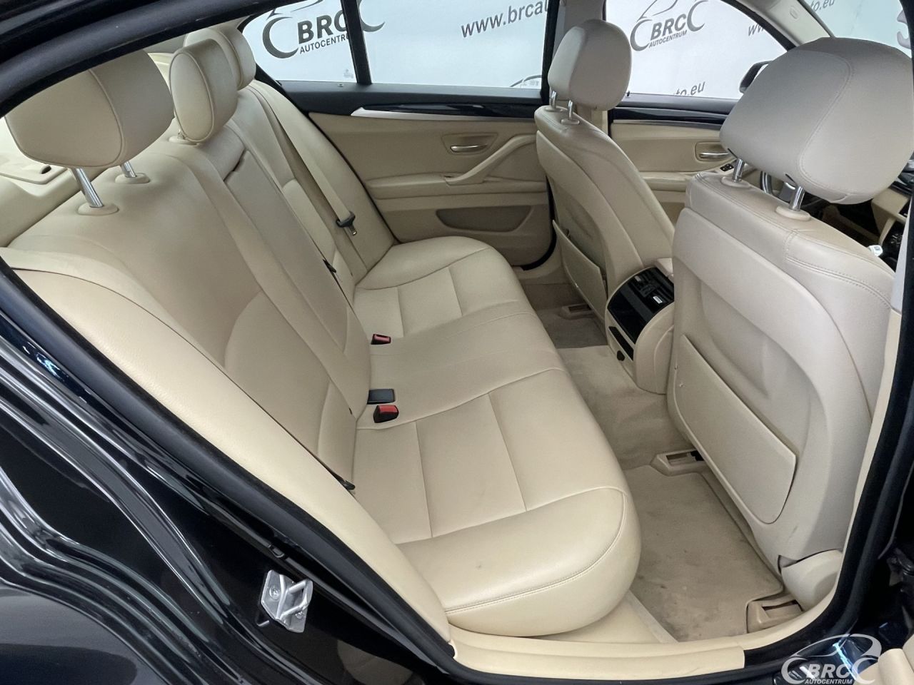 BMW 520 | 9